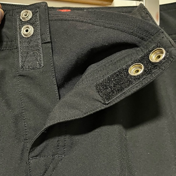 Quiksilver Amphibians Men’s Hybrid Board Shorts Size 34 - Velcro Closure - Picture 4 of 16